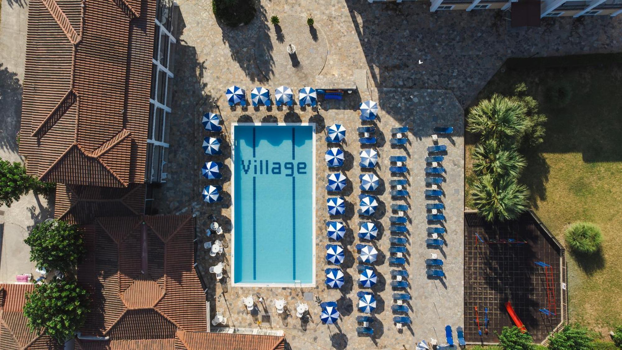 Village Inn Studios & Family Apartments Laganas Exterior photo